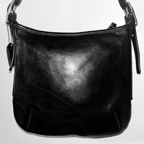 Bags wallets and more vintage luxury designer. Live sale.  Like to be notified - Picture 15 of 17